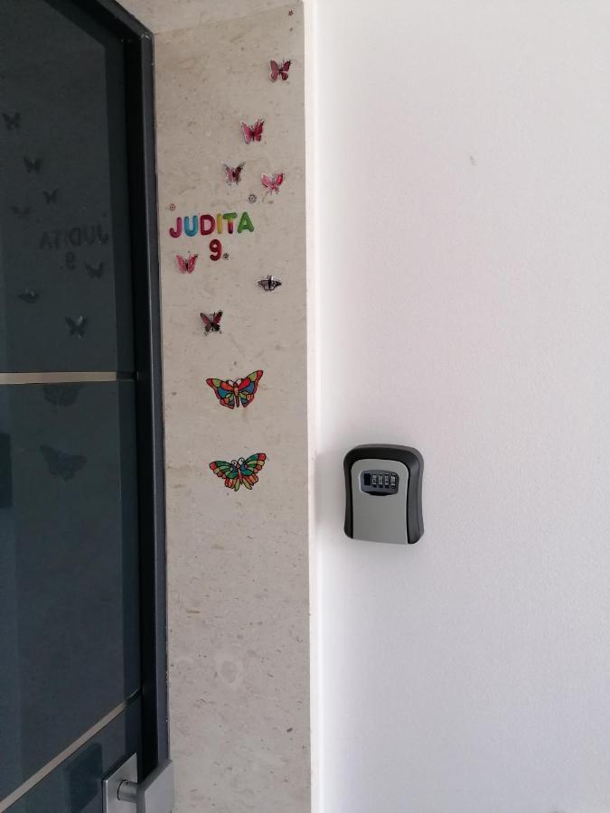 Judita โตรกีร์ ภายนอก รูปภาพ